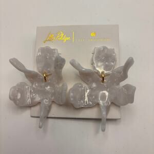Lilly Pulitzer Lele Sadoughi White Floral Statement Earrings NWT